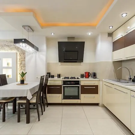 Apartmán Close-chic - Modern And Cozy - Location - Grzybowska 5